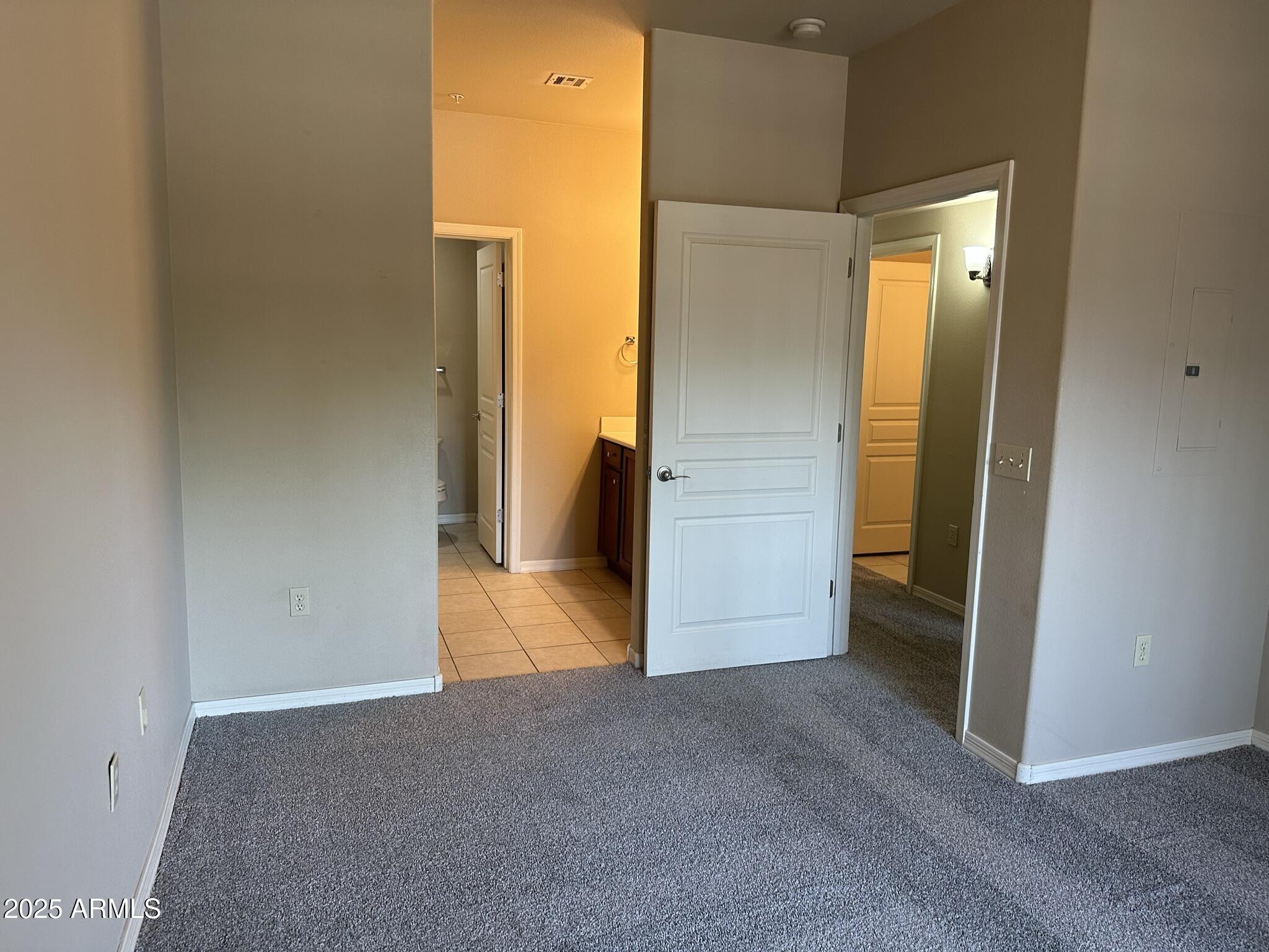 1117 East 8th Street, Unit 1002 Tempe, AZ 85281 - Photo 12 of 17 master