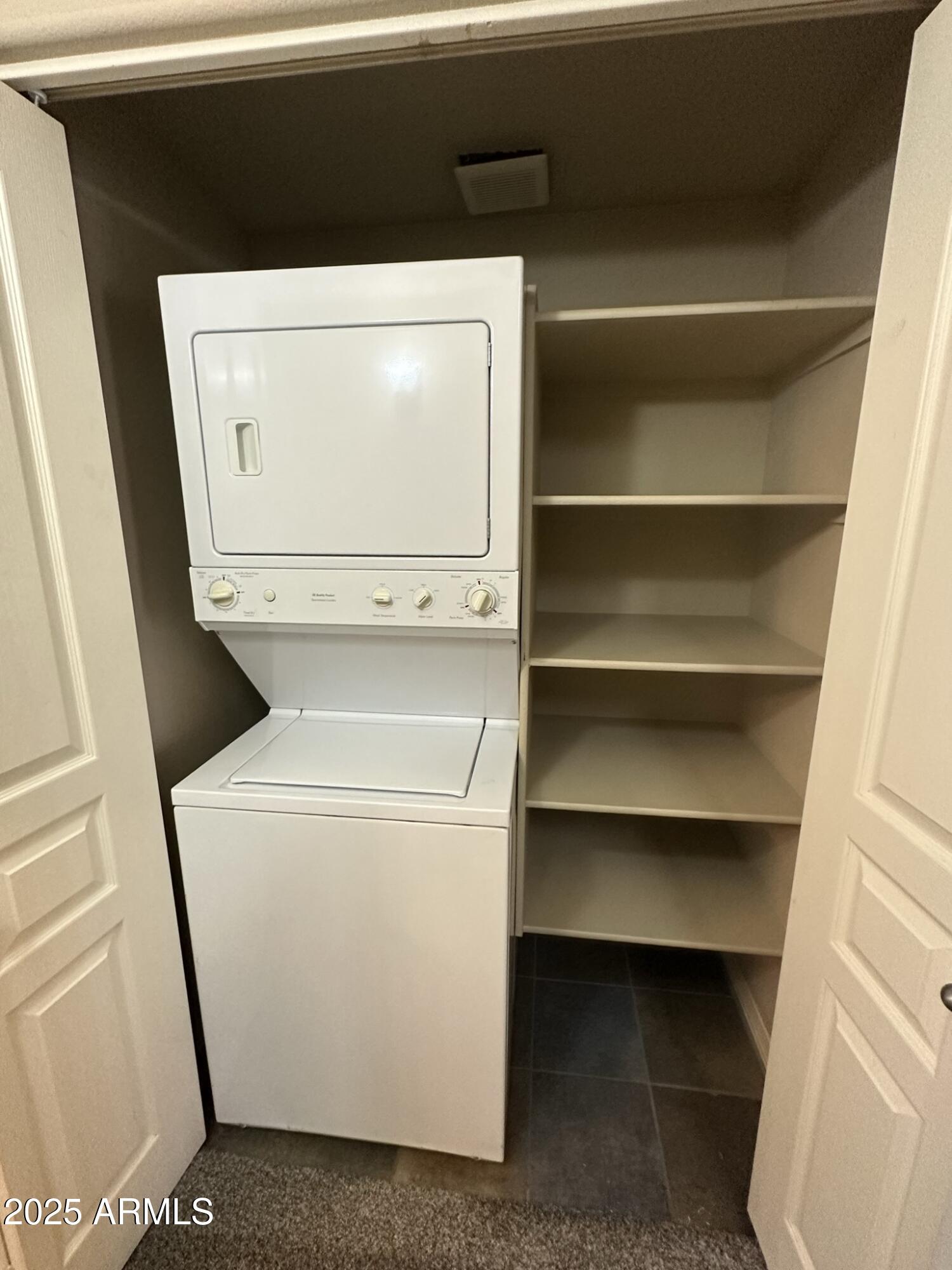 1117 East 8th Street, Unit 1002 Tempe, AZ 85281 - Photo 6 of 17 IMG_3715