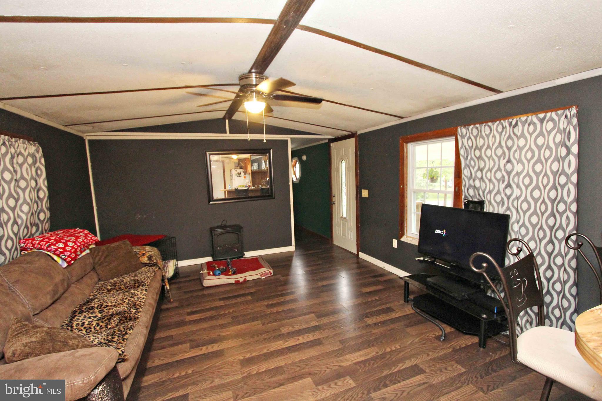 65 Pine Tree Road Manchester, PA 17345 - Photo 4 of 15