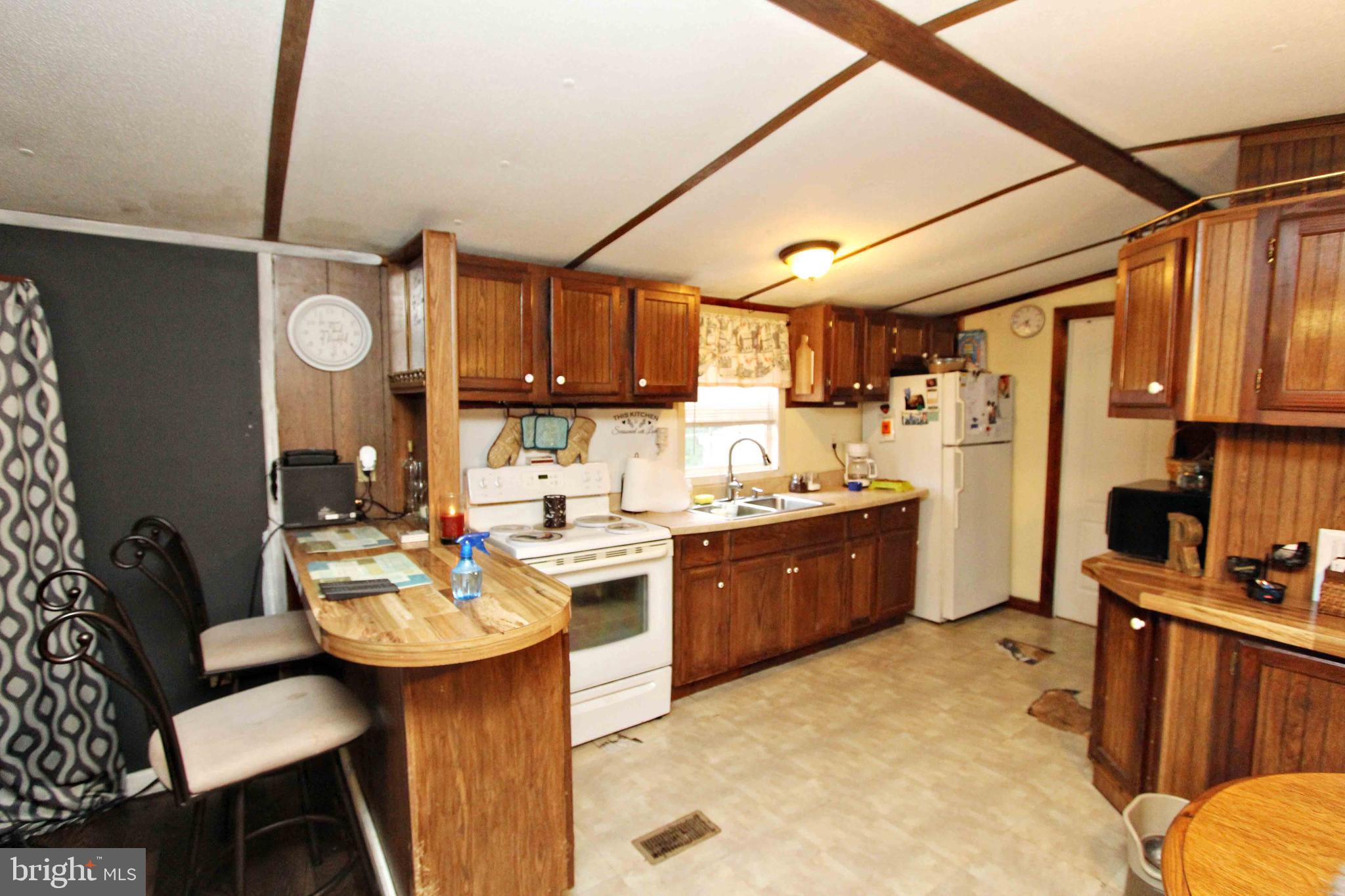 65 Pine Tree Road Manchester, PA 17345 - Photo 6 of 15