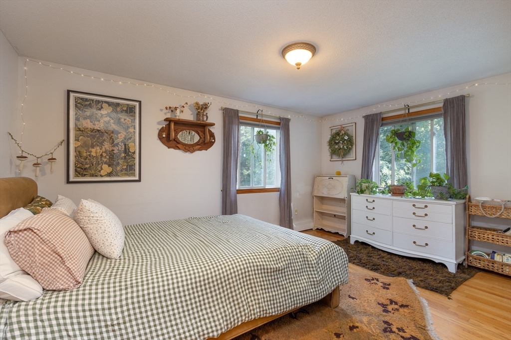 64 Leno Road Holland, MA 01521 - Photo 11 of 32 Gallery Image 11