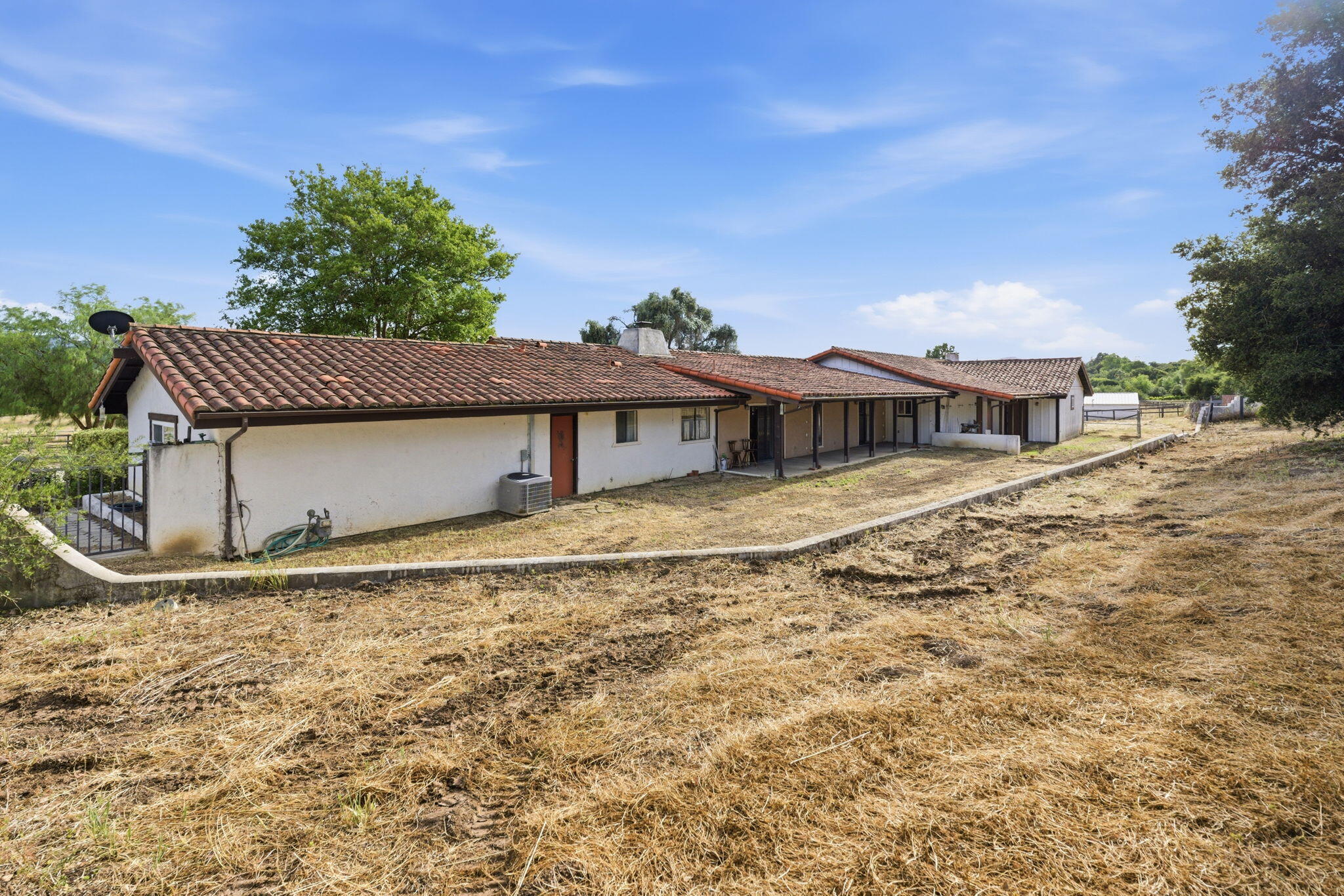 795 Entrance Road Solvang, CA 93463 - Photo 23 of 75 16-web-or-mls-795 Entrance Rd 125