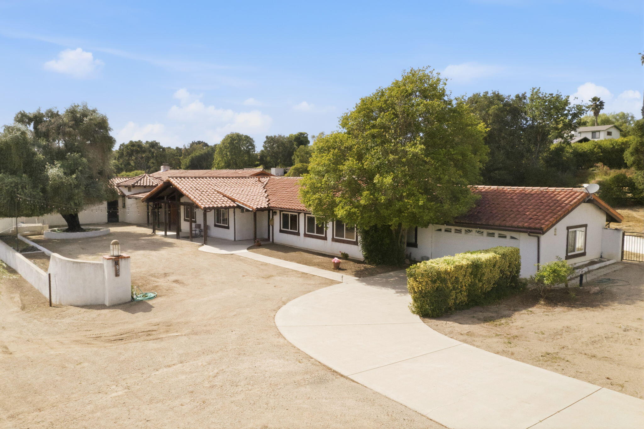 795 Entrance Road Solvang, CA 93463 - Photo 62 of 75 61-web-or-mls-795 Entrance Rd Drone 10