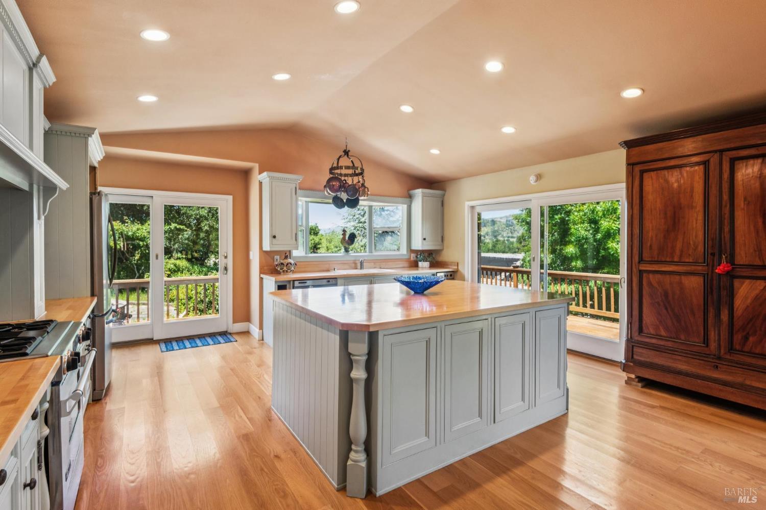 425 Oak Point Place Santa Rosa, CA 95409 - Photo 20 of 59
