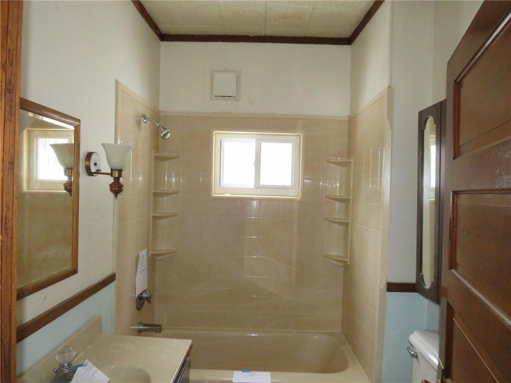 2189 Dunn Station Road Prosperity, PA 15329 - Photo 16 of 27