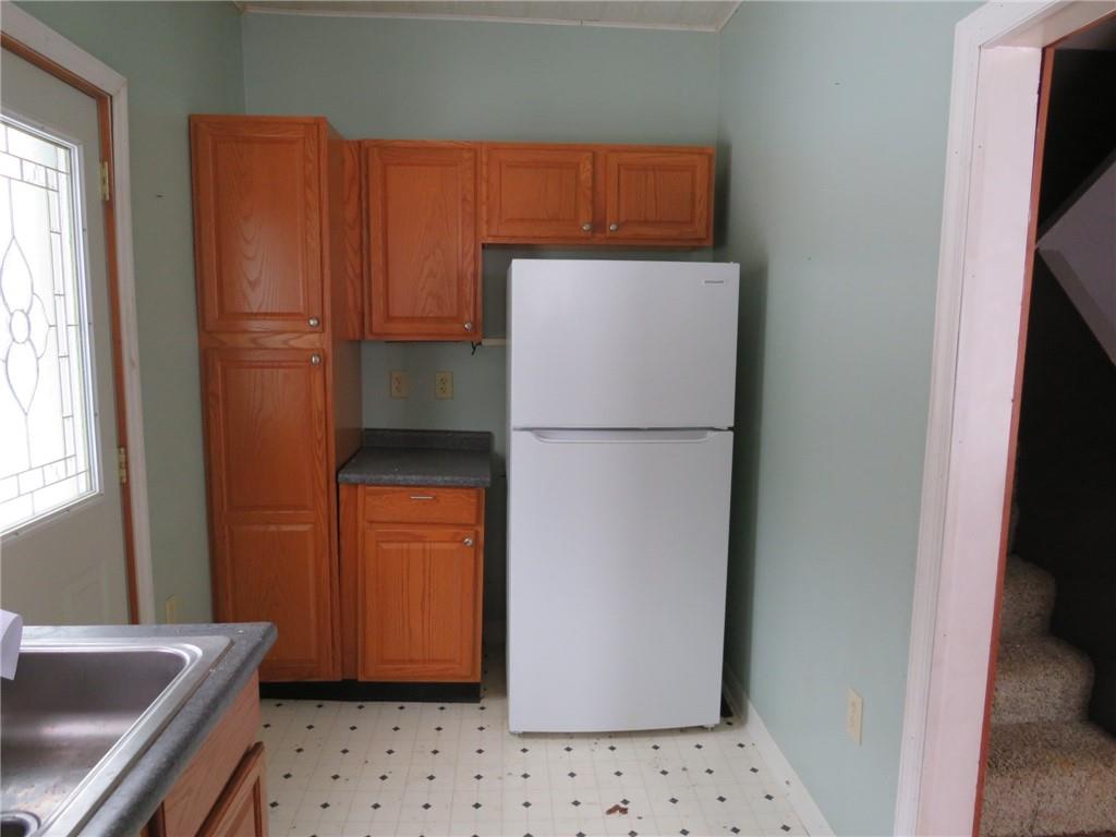 2189 Dunn Station Road Prosperity, PA 15329 - Photo 17 of 27