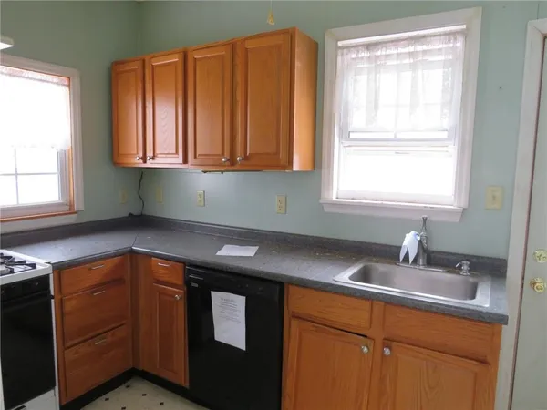 $79,900 | 2189 Dunn Station Road, Prosperity, PA 15329