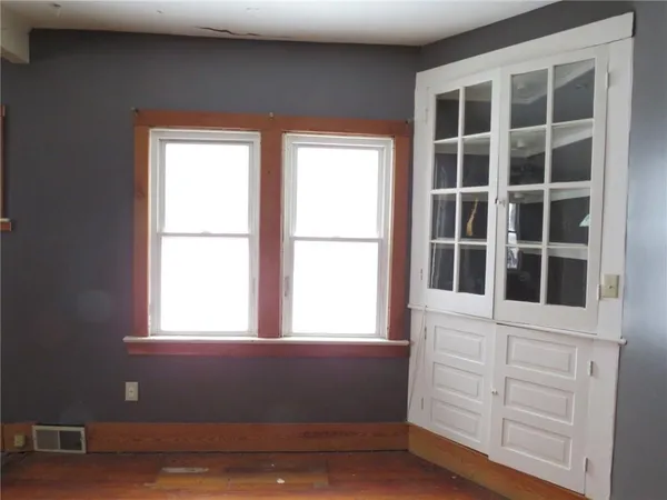 $79,900 | 2189 Dunn Station Road, Prosperity, PA 15329