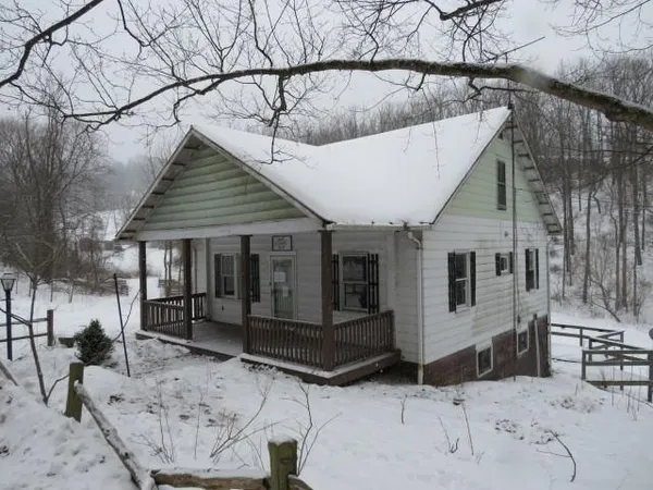 $79,900 | 2189 Dunn Station Road, Prosperity, PA 15329