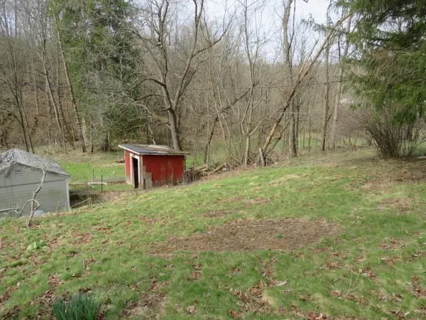 $79,900 | 2189 Dunn Station Road, Prosperity, PA 15329