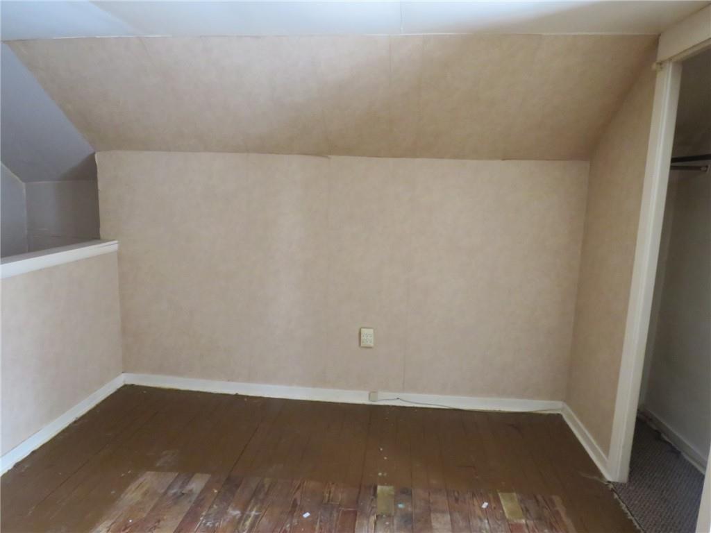 2189 Dunn Station Road Prosperity, PA 15329 - Photo 8 of 27