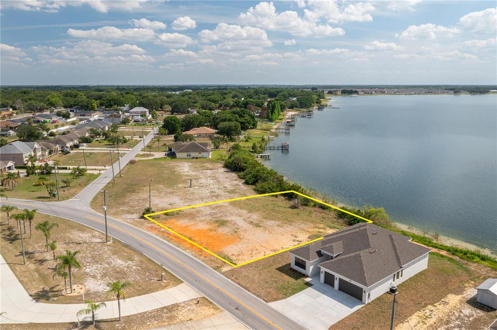 842 Eagle Lake Loop Road Eagle Lake, FL 33839 - Photo 2 of 8