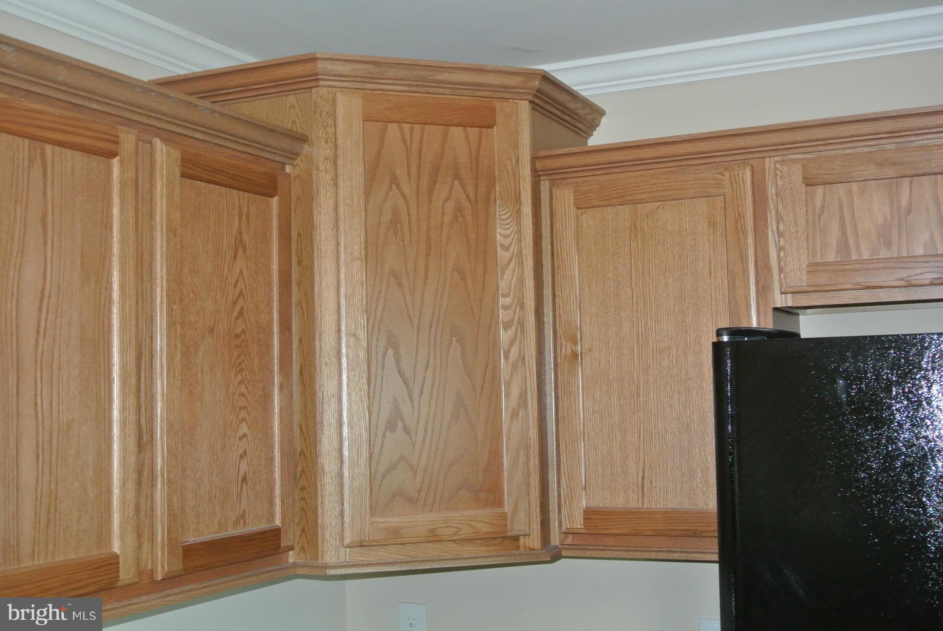 19374 Batna Road Culpeper, VA 22701 - Photo 7 of 22 Staggered height cabinets, soft close drawers