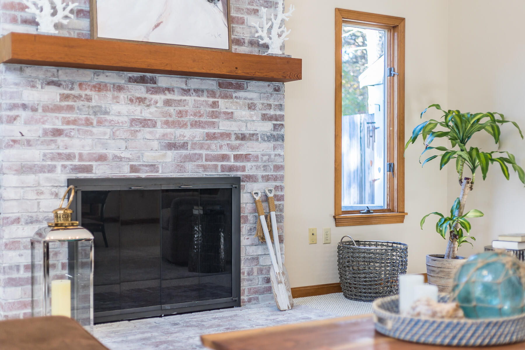 1035 Great Pond Road Eastham, MA 02642 - Photo 12 of 55 Livingroom