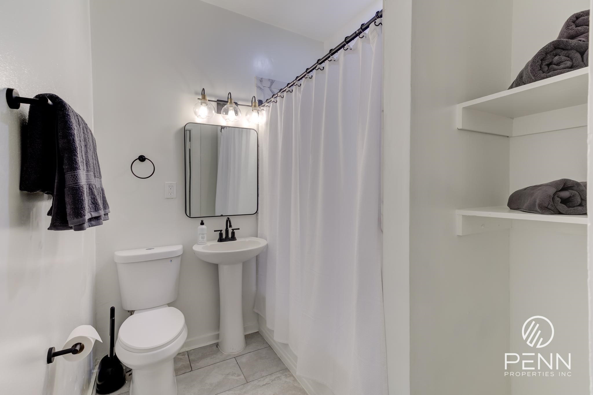 2033 Young Avenue Memphis, TN 38104 - Photo 16 of 34