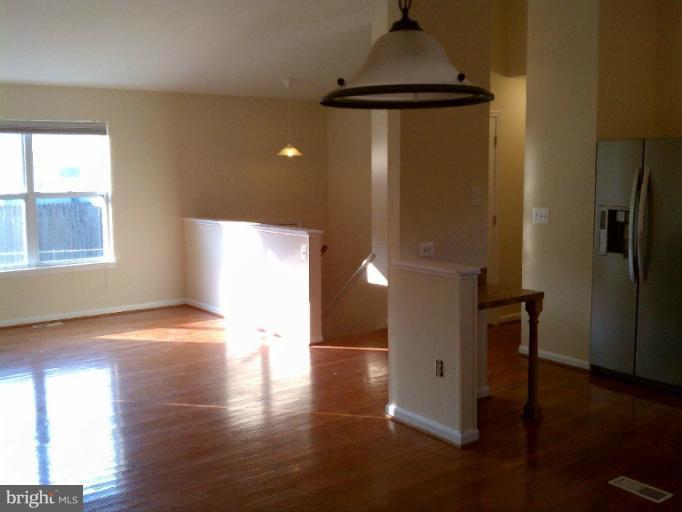 632 Broadneck Road Annapolis, MD 21409 - Photo 2 of 28 Dining Room