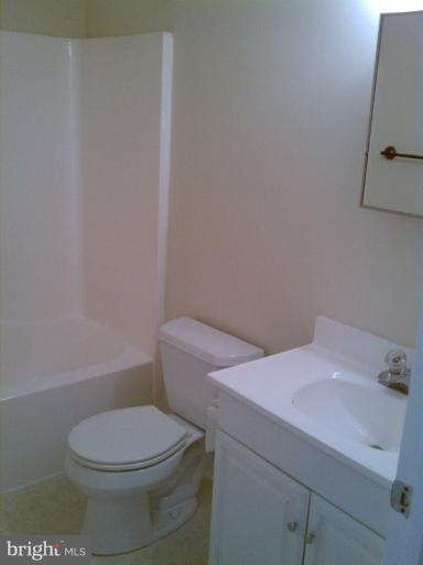 632 Broadneck Road Annapolis, MD 21409 - Photo 16 of 28 Bath
