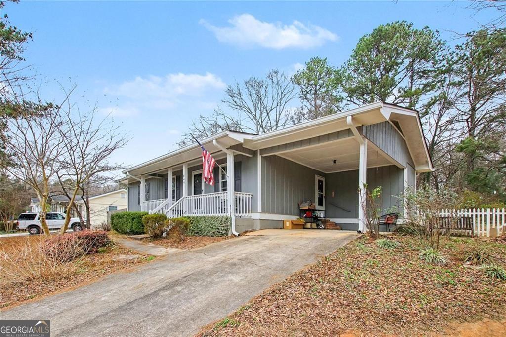 845 Idlewood Road Winder, GA 30680 - Photo 2 of 18