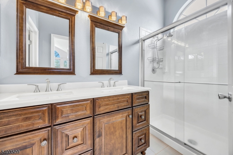 17 Mallard Lane Bedminster, NJ 07921 - Photo 14 of 17