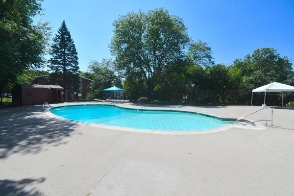 $2,450 | 10 Crescent Drive, Unit 5, Andover, MA 01810