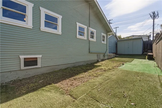 $699,000 | 240 East Eldridge Street, Long Beach, CA 90807