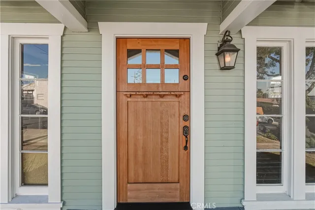 $699,000 | 240 East Eldridge Street, Long Beach, CA 90807