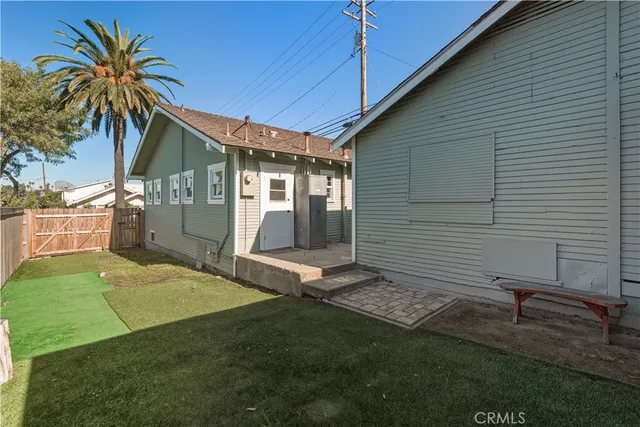 $699,000 | 240 East Eldridge Street, Long Beach, CA 90807