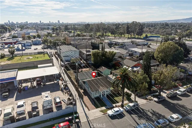 $699,000 | 240 East Eldridge Street, Long Beach, CA 90807