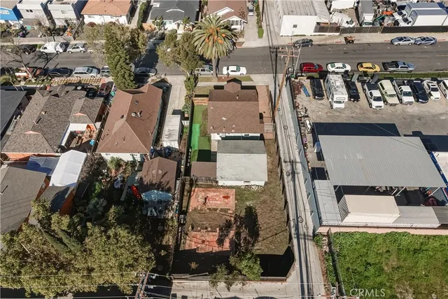 $699,000 | 240 East Eldridge Street, Long Beach, CA 90807