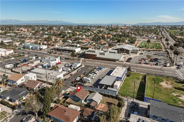 $699,000 | 240 East Eldridge Street, Long Beach, CA 90807