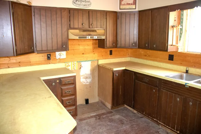 $96,000 | 16 Gerry Road, Sherman, ME 04776