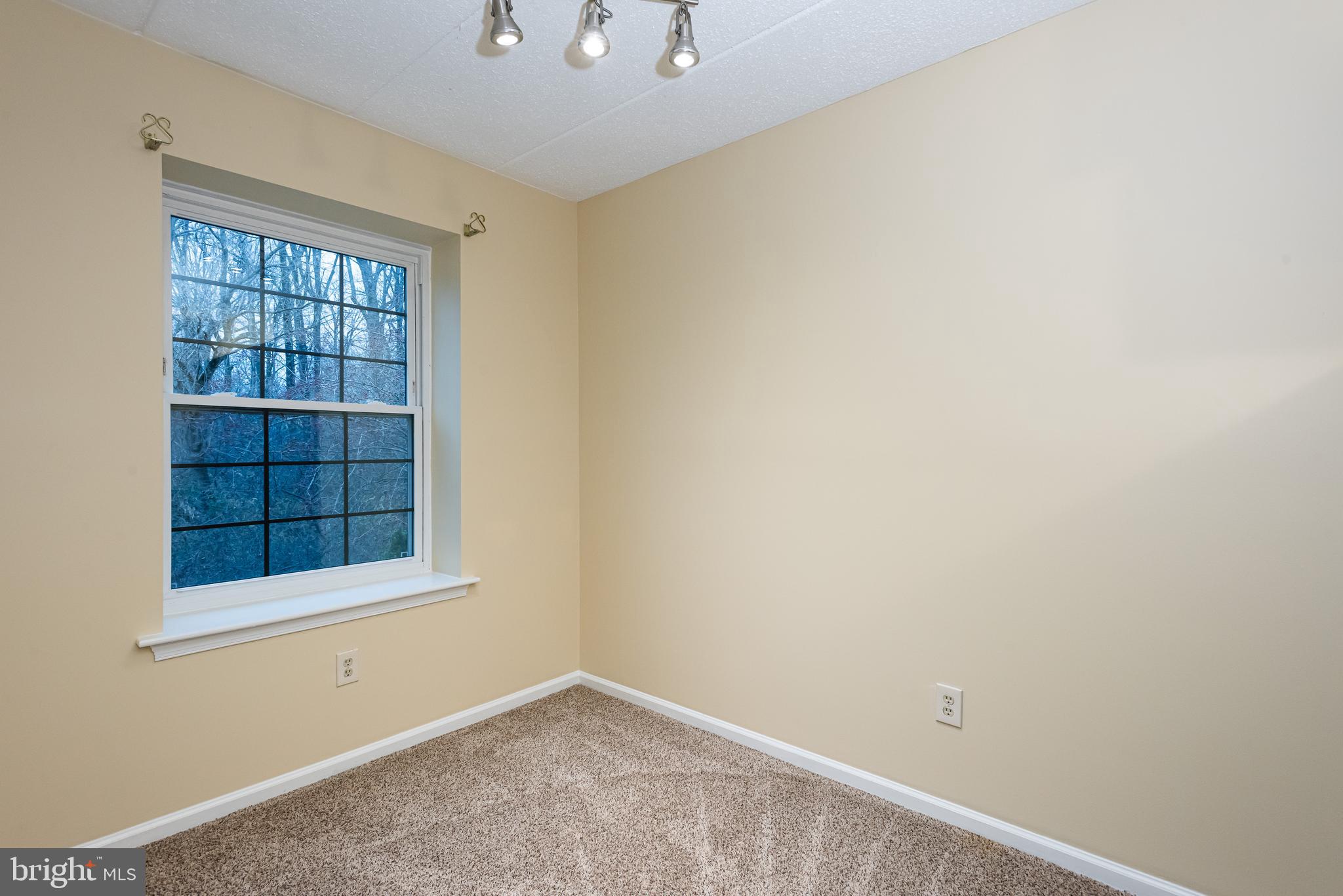 623 Washington Place, Unit 23 Chesterbrook, PA 19087 - Photo 11 of 20 Gallery Image 11