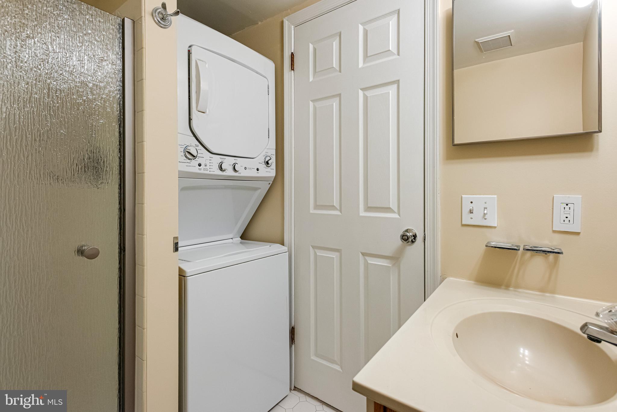 623 Washington Place, Unit 23 Chesterbrook, PA 19087 - Photo 18 of 20 Gallery Image 18