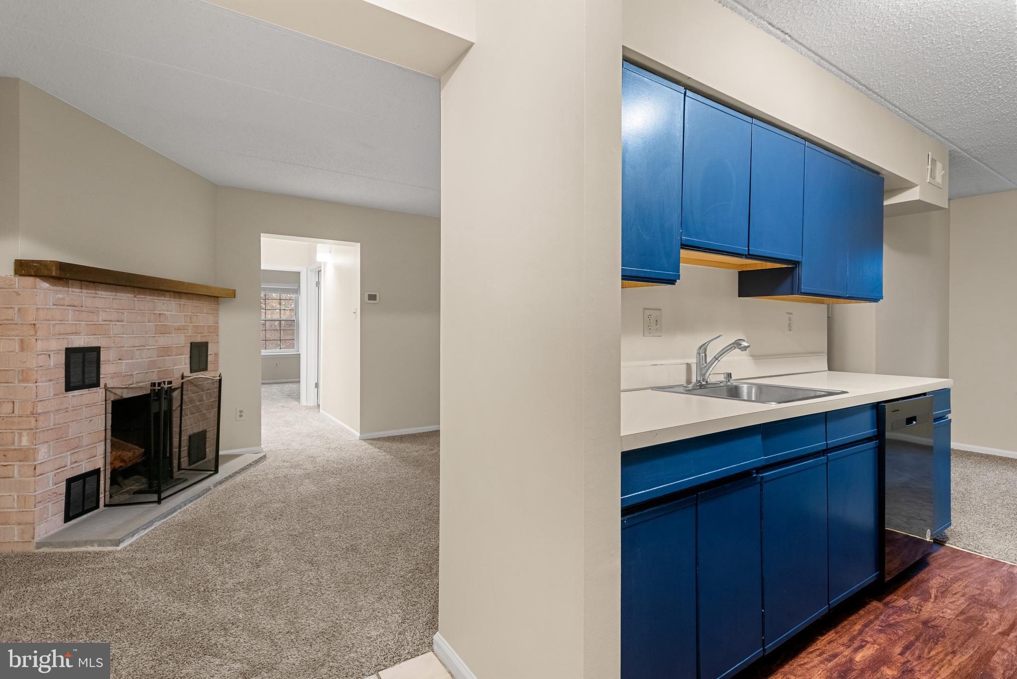623 Washington Place, Unit 23 Chesterbrook, PA 19087 - Photo 3 of 20 Gallery Image 3