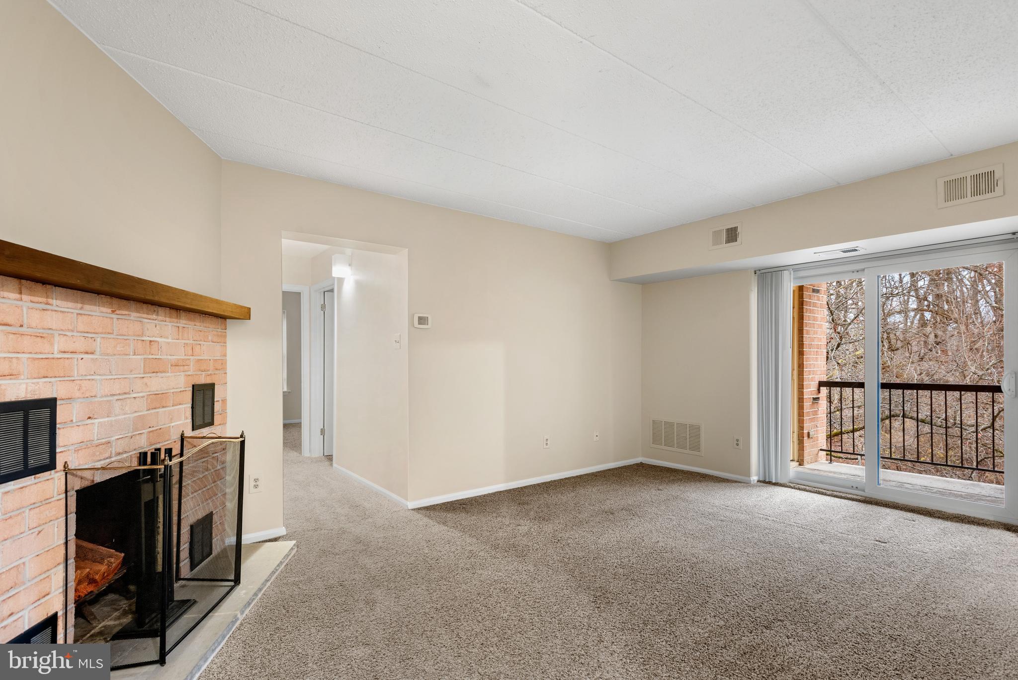 623 Washington Place, Unit 23 Chesterbrook, PA 19087 - Photo 8 of 20 Gallery Image 8