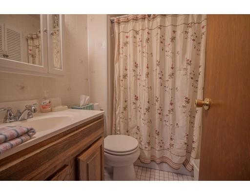 30 1/2 Cemetery Road Leicester, MA 01611 - Photo 7 of 12