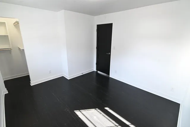 $190,000 | 860 State Line Road, Calumet City, IL 60409