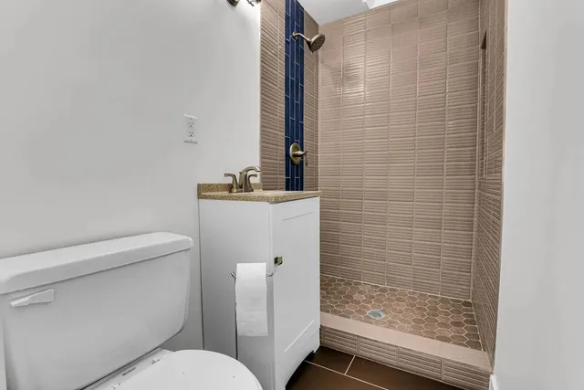 $190,000 | 860 State Line Road, Calumet City, IL 60409