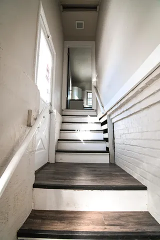 $190,000 | 860 State Line Road, Calumet City, IL 60409