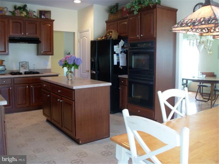 11 Ridgeview Road Delran, NJ 08075 - Photo 4 of 8