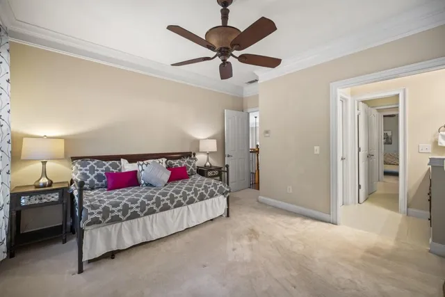 a very nice looking room with lots of gym equipment