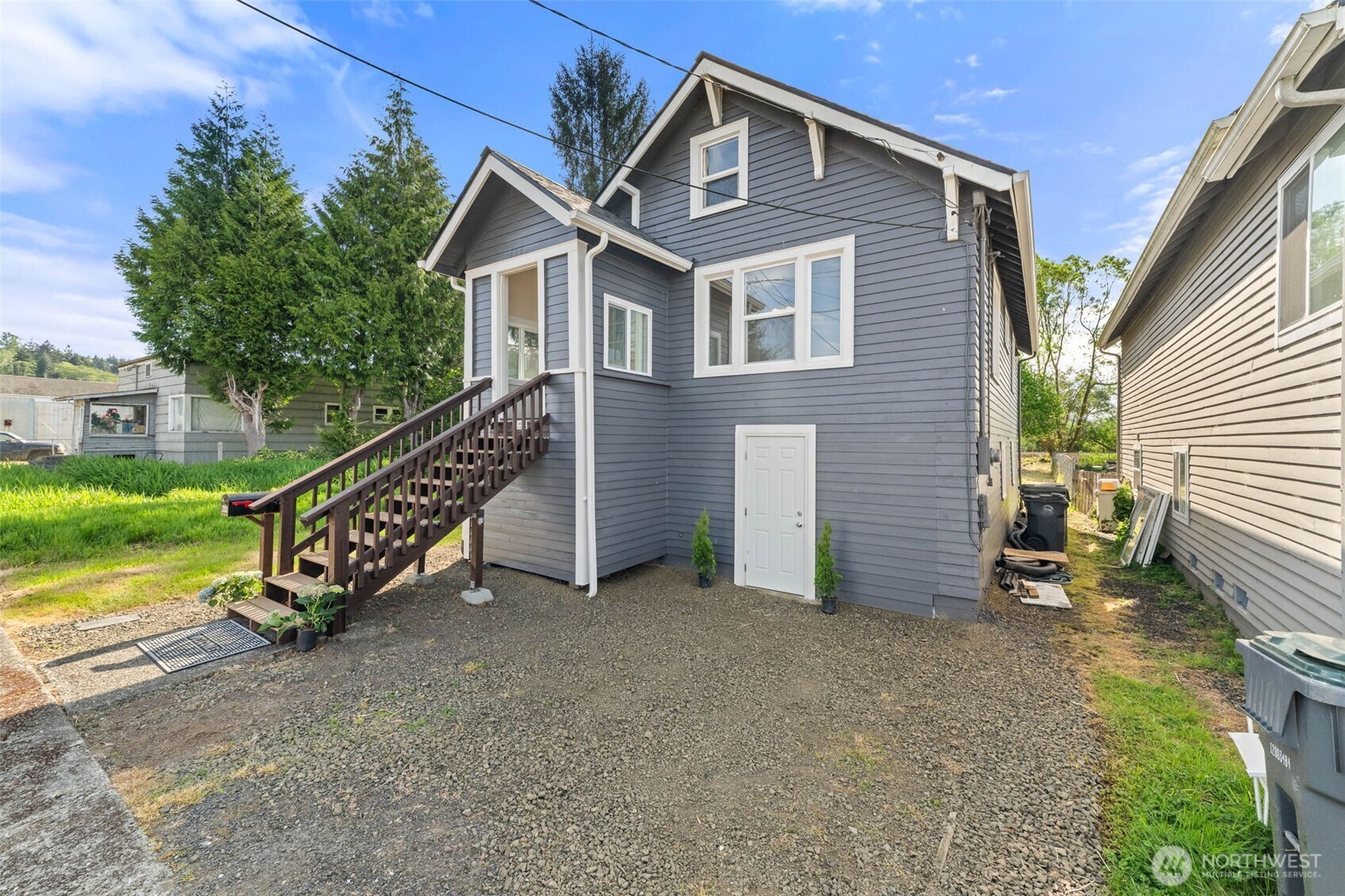 411 11th Street Hoquiam, WA 98550 - Photo 2 of 38