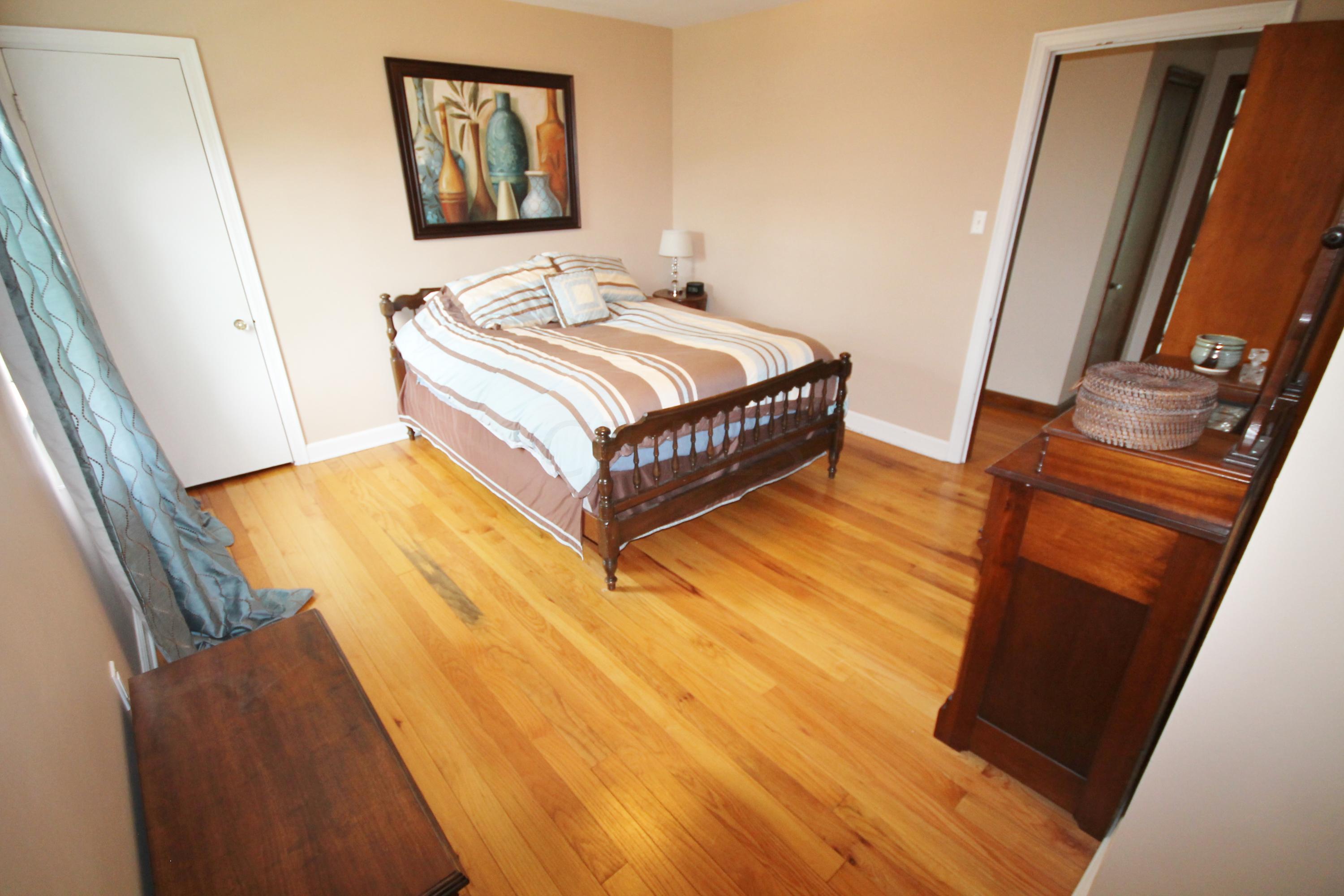 1579 Waltham Road Columbus, OH 43221 - Photo 16 of 23 Gallery Image 16