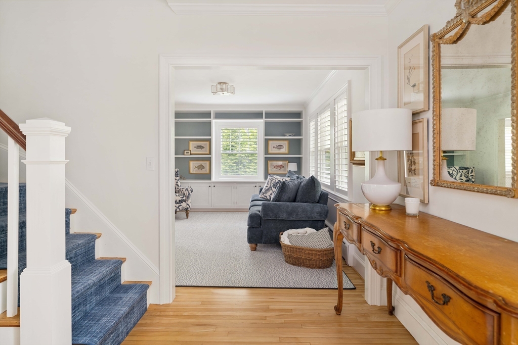 106 Florence Avenue Arlington, MA 02476 - Photo 6 of 34 a living room with furniture and a table