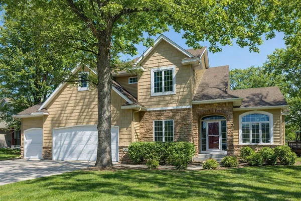 $559,900 | 1255 Irvine Drive, Hanover, MN 55341