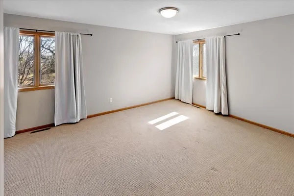 $559,900 | 1255 Irvine Drive, Hanover, MN 55341