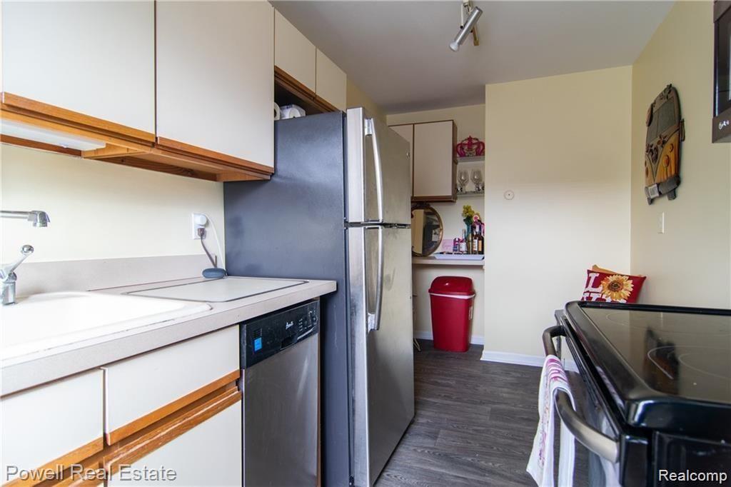 1705 East 14 Mile Road, Unit A Birmingham, MI 48009 - Photo 7 of 17