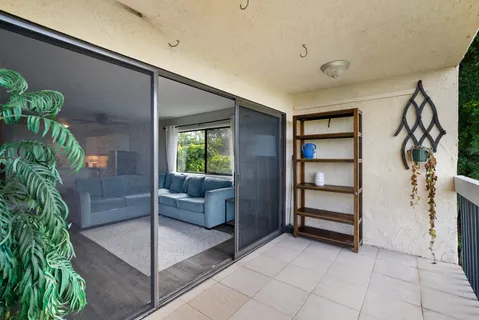 $435,000 | 75-5863 Kuakini Highway, Unit 108, Kailua-Kona, HI 96740