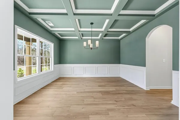 $405,900 | 111 Lee Road 2150, Opelika, AL 36804