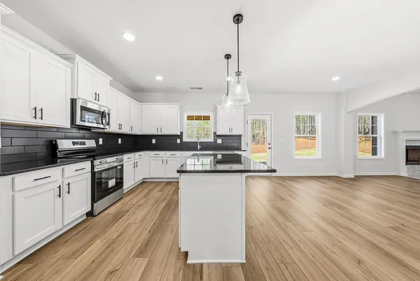 $405,900 | 111 Lee Road 2150, Opelika, AL 36804